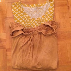 Bundle of two Loft t shorts